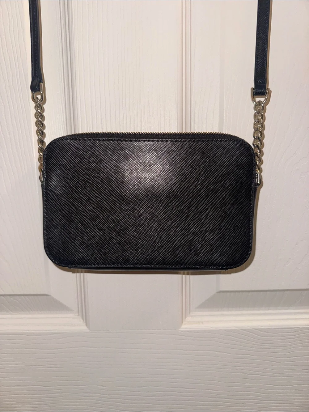 kate spade black saffiano crossbody bag with gold chain strap